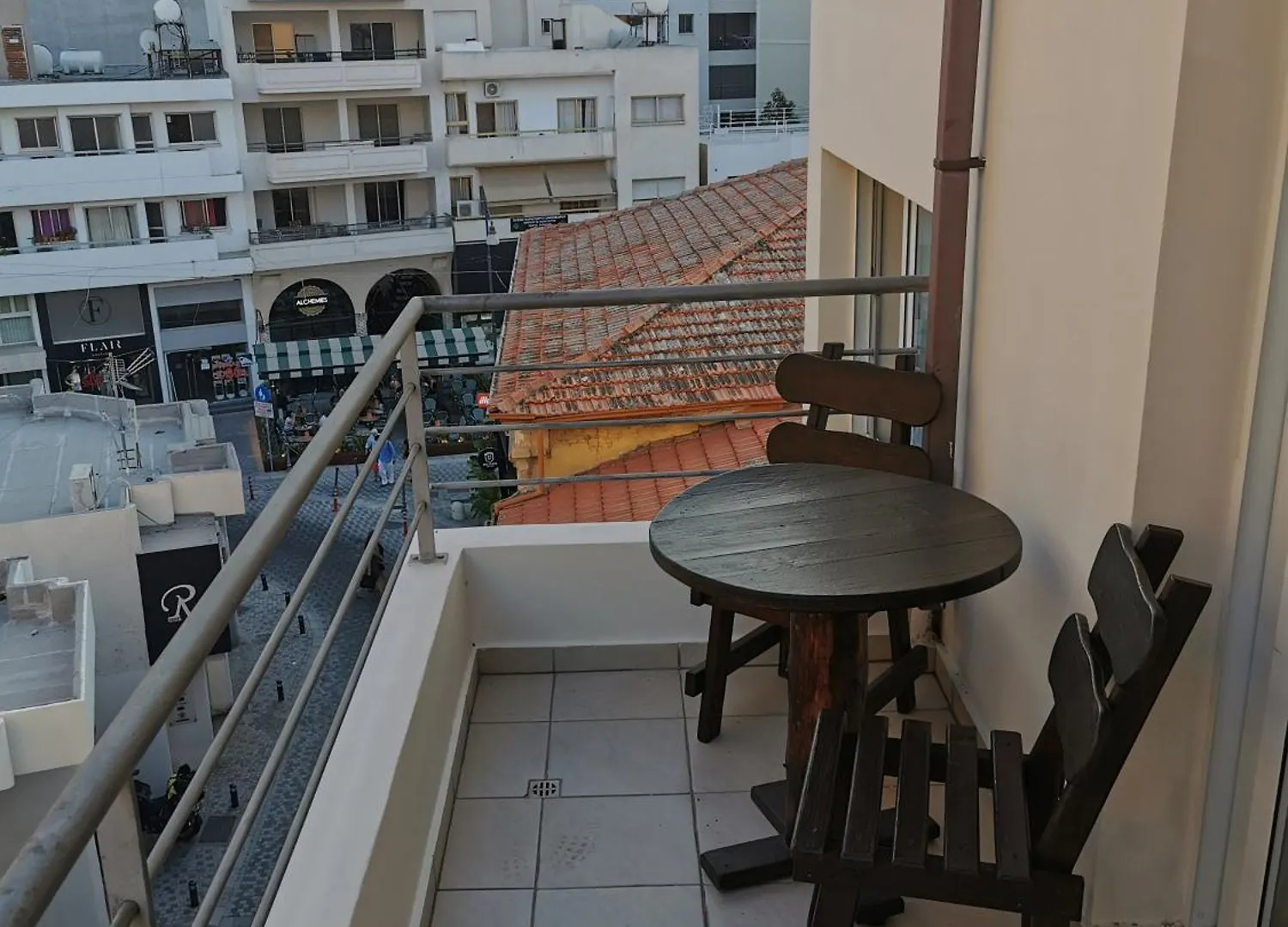 Downtown Studios لارنكا شقة